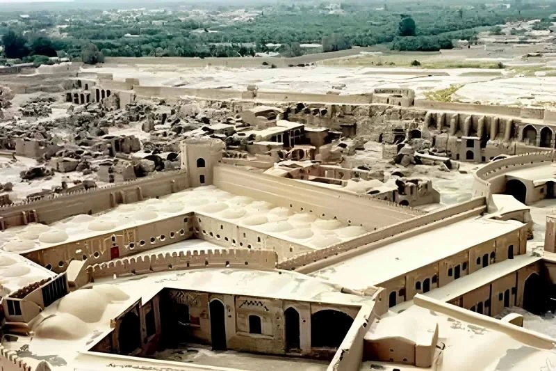 تپه باستانی هگمتانه در همدان